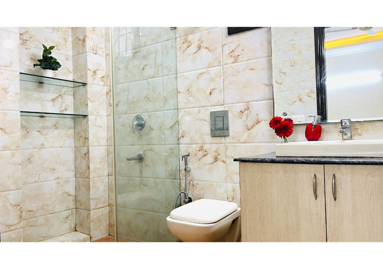 Apartment Bluo 2Bhk - Greater Kailash Lift Balcony Parking
